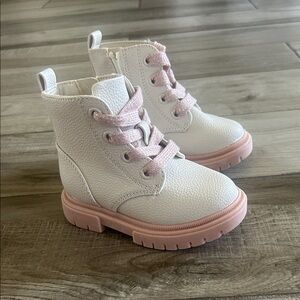 Cat & Jack - Kids White and Pink Boots